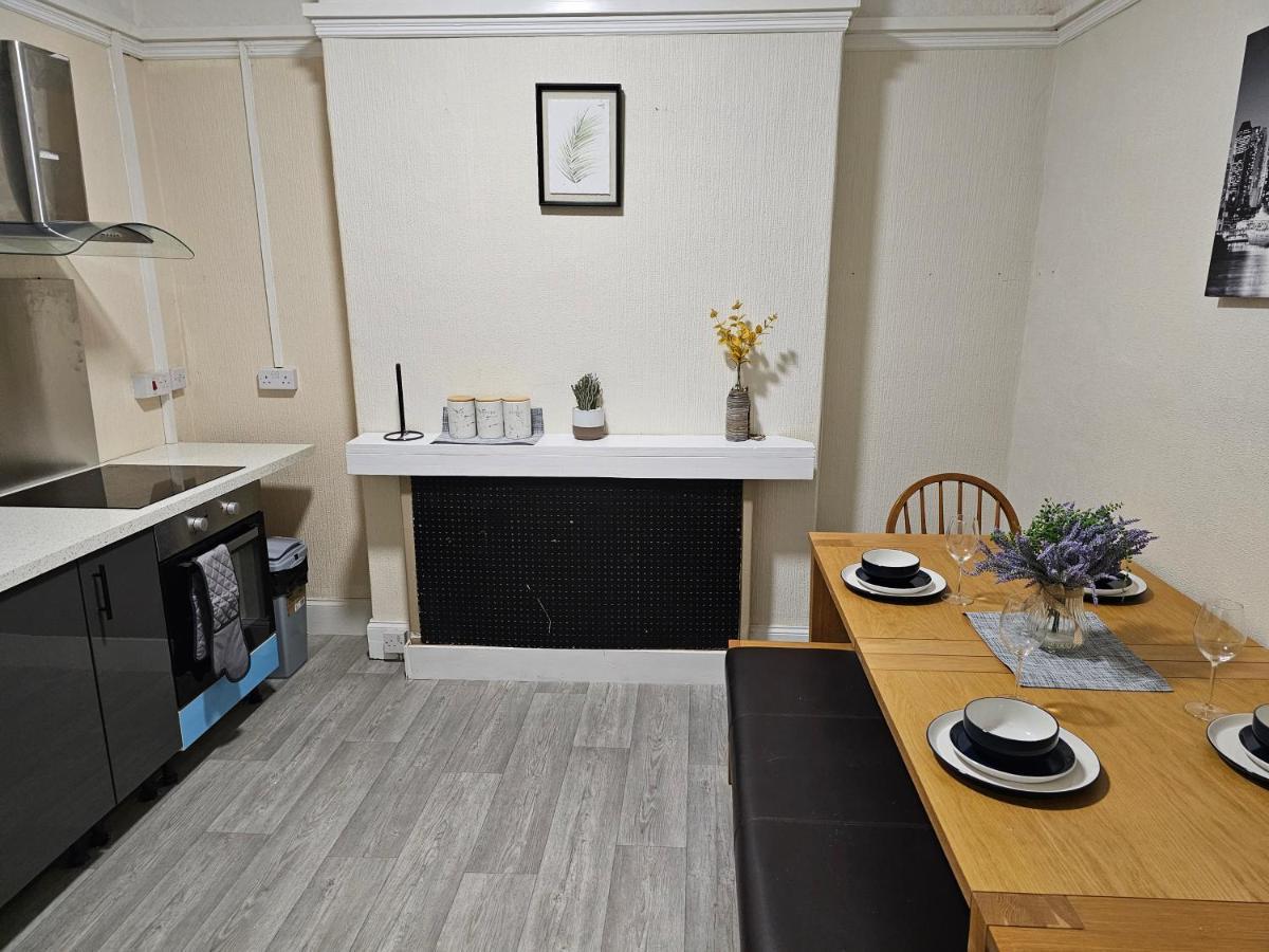 Skyline Queen'S Suites 203 Swansea Kültér fotó