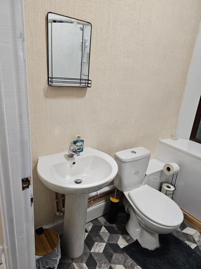 Skyline Queen'S Suites 203 Swansea Kültér fotó