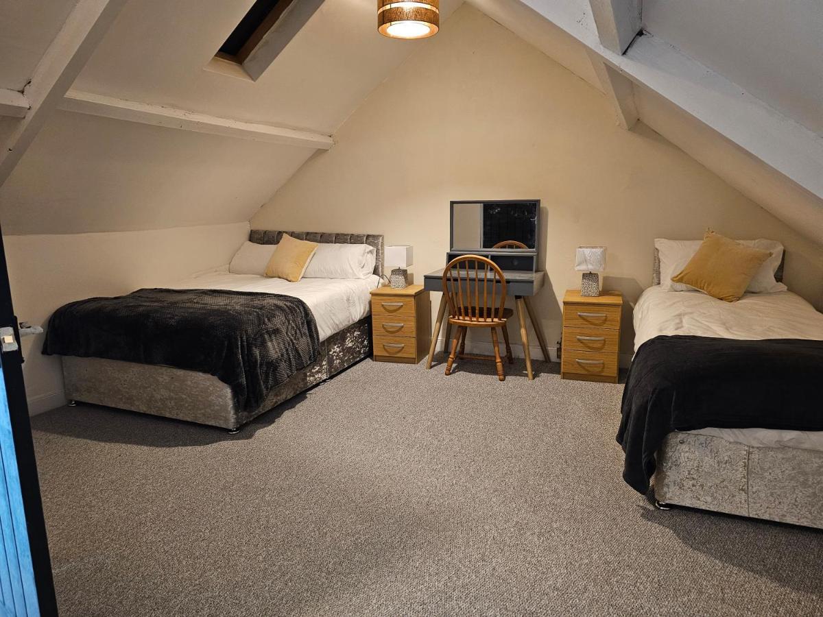 Skyline Queen'S Suites 203 Swansea Kültér fotó