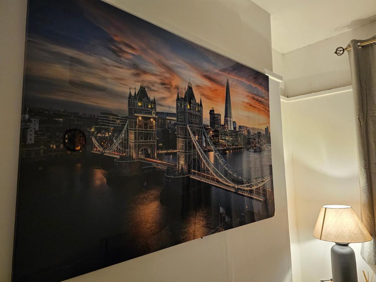 Skyline Queen'S Suites 203 Swansea Kültér fotó